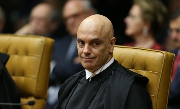 Moraes vota pela condenao de mais cinco rus pelo 8 de janeiro