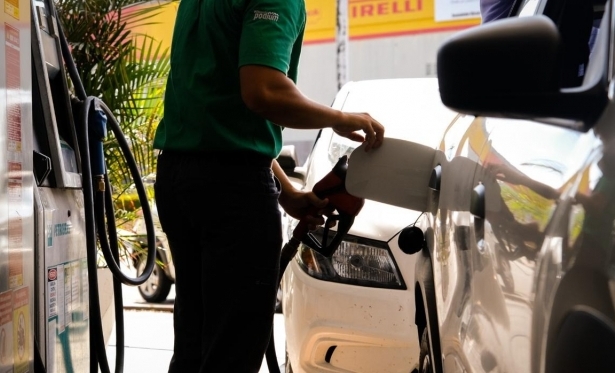Preo da gasolina no Cear varia at 80 centavos entre cidades; veja valores