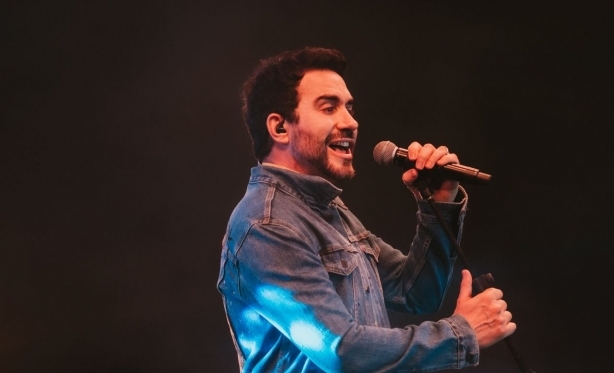 Padre Fbio de Melo  confirmado no Festival Halleluya 2024. Veja programao completa