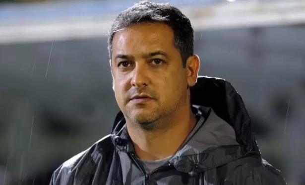 Marquinhos Santos chega nesta tera-feira para assumir o Cear; treinador ser apresentado e deve comandar equipe contra o Atltico-MG