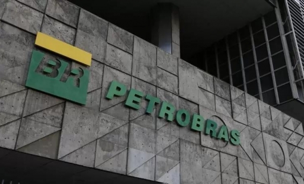 Petrobras aprova nova diretriz de formao de preos dos combustveis no mercado interno