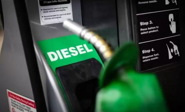 Valor do diesel cai pela quarta semana consecutiva; Nova reduo comea a valer a partir desta sexta-feira